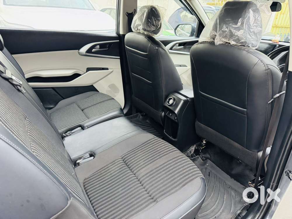 Kia Carens 1.5 Prestige 7 Str, 2023, Petrol