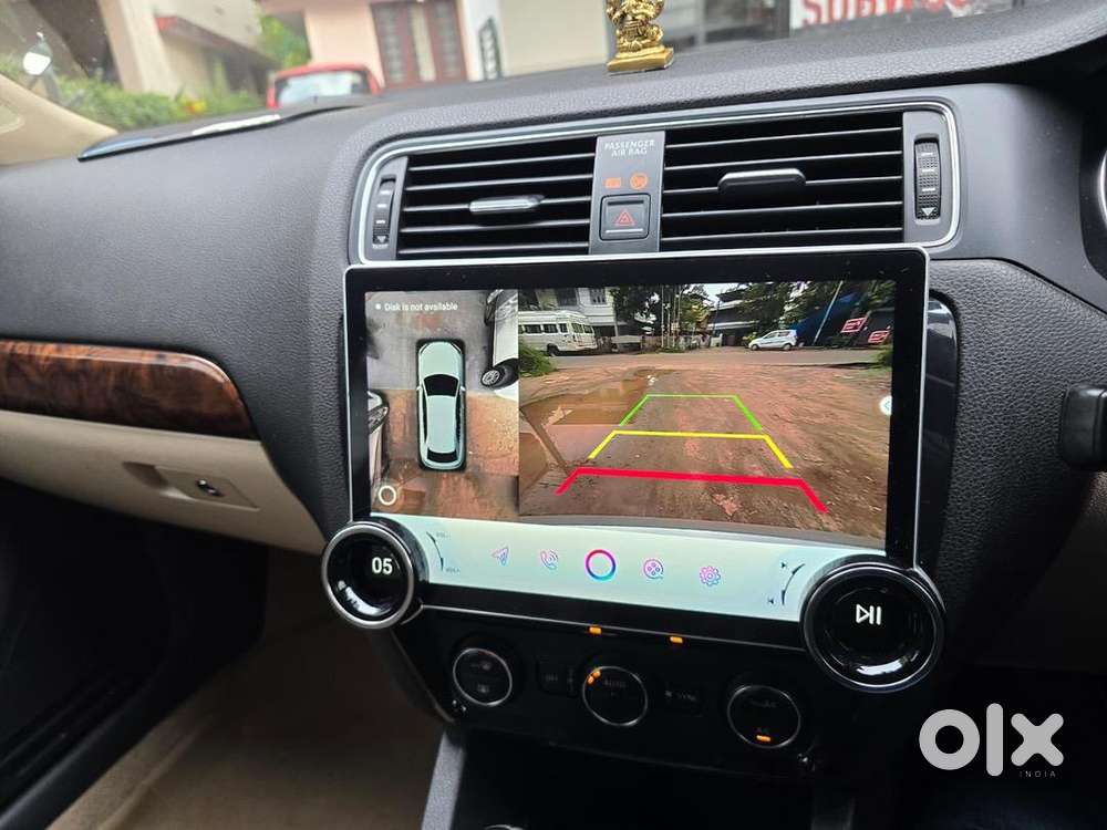 Volkswagen Jetta 2016 4 Lakhs+ Modifications