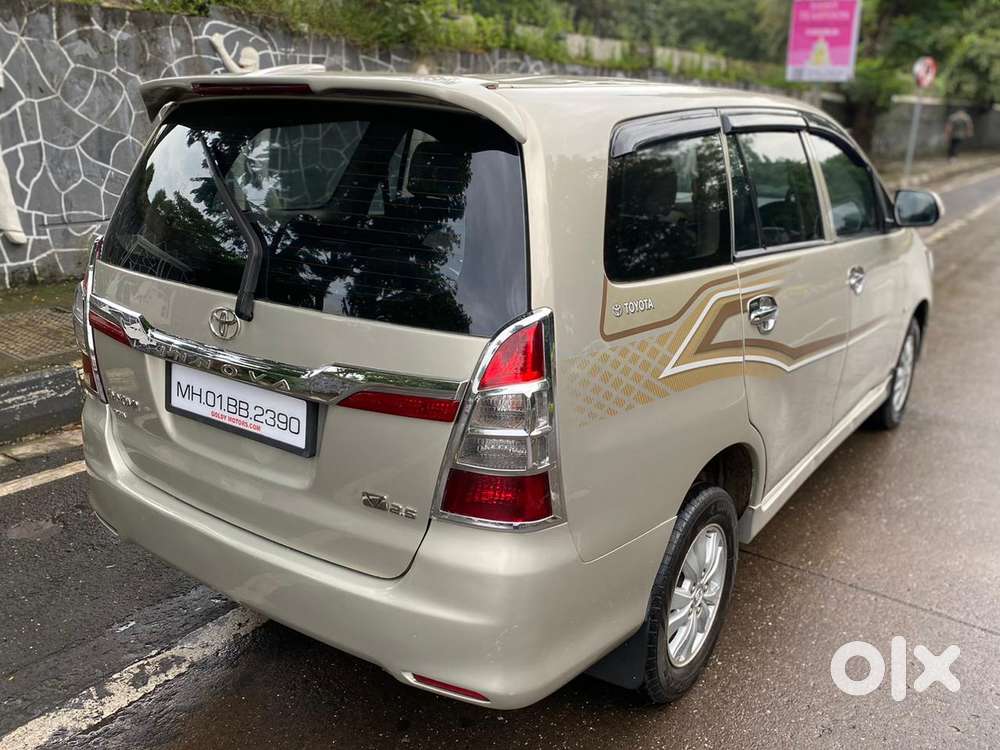 Toyota Innova 2.5 Vx 8 Str Bs-iii, 2011, Diesel