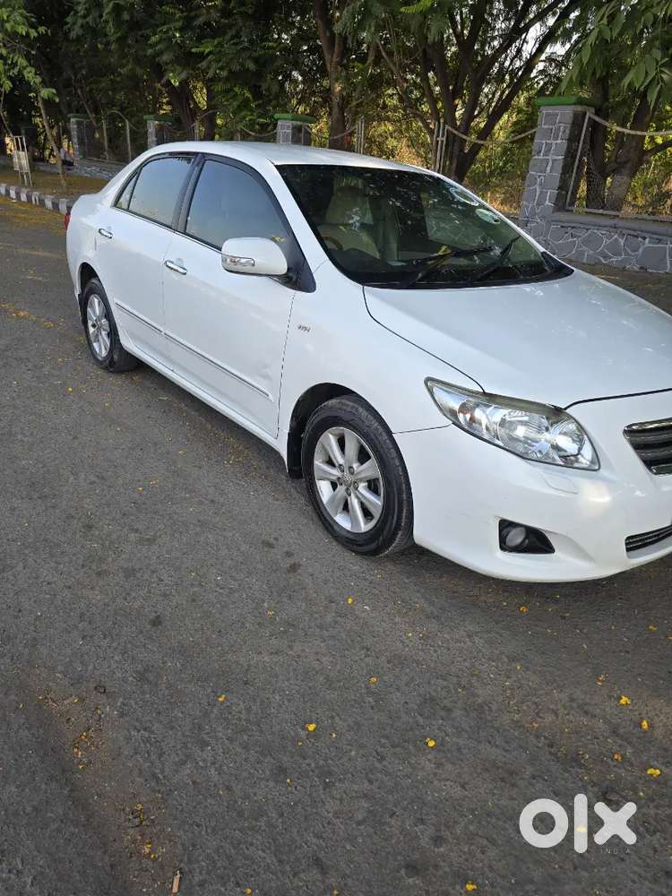 Toyota Corolla Altis 1.8 V Automatic
