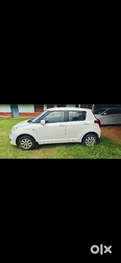 Maruti Suzuki Swift 2009 Petrol Manual