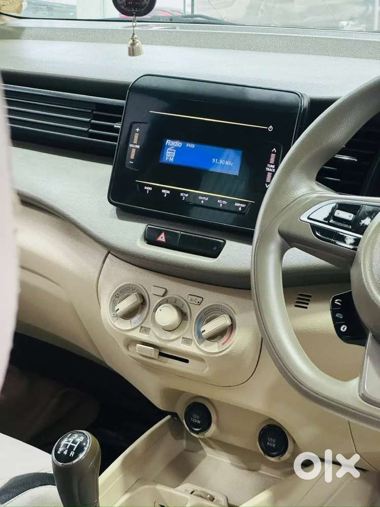 Maruti Suzuki Ertiga 1.5 Vxi, 2021, Petrol