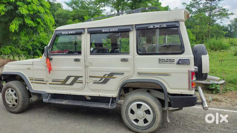 Mahindra Bolero Neo 1.5 2013