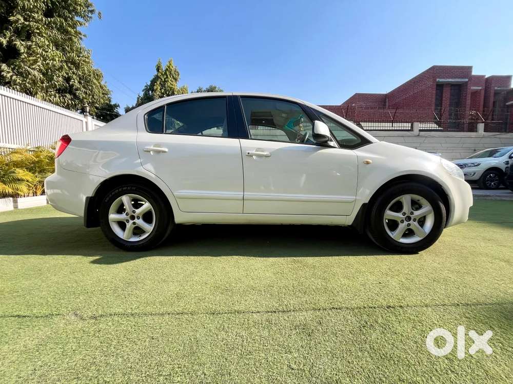 Maruti Suzuki Sx4, 2011, Petrol