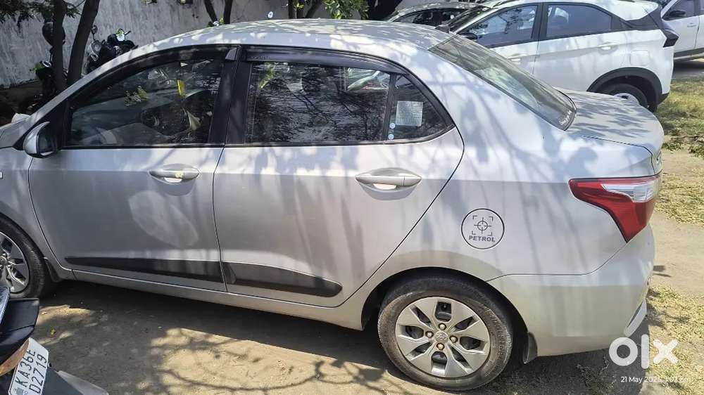 Hyundai Xcent Car For Sale & Readon For Sale Is To Go For Mid Suv.