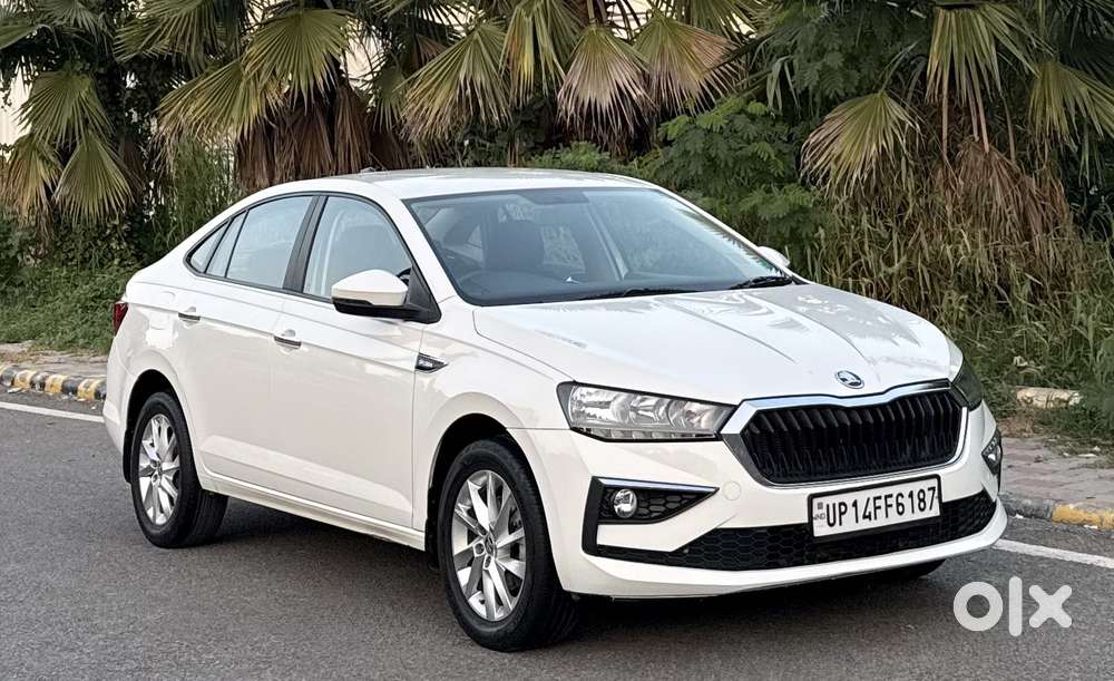 Skoda Slavia 1.0 Ambition Tsi At, 2022, Petrol