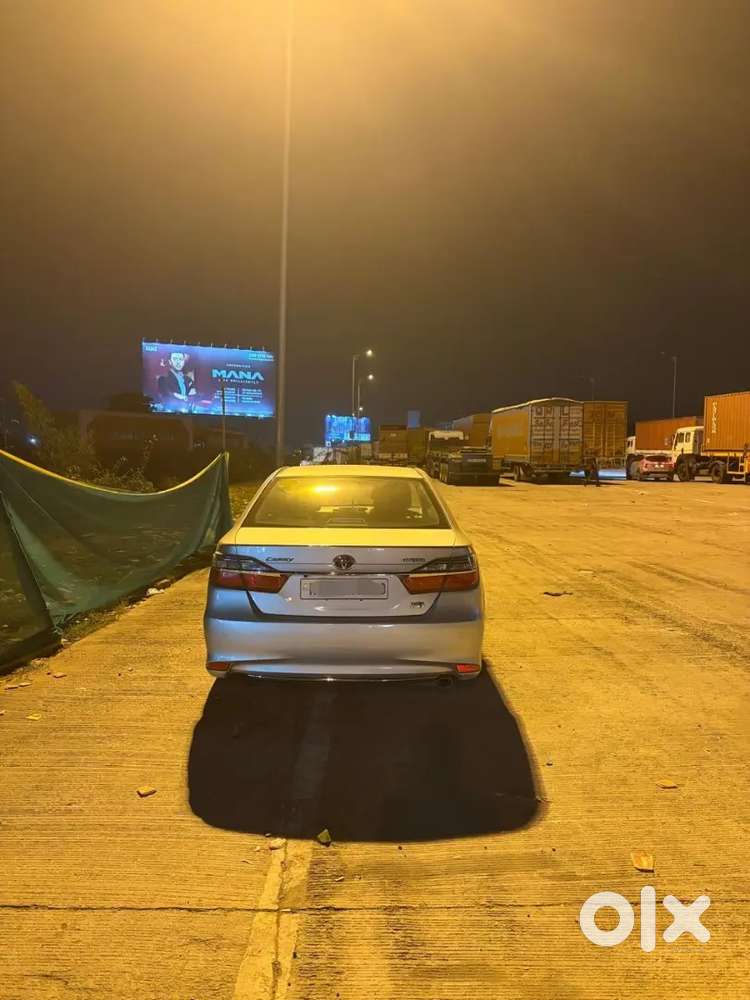 Toyota Camry 2018 Petrol Hybrid 55000 Km Driven Single Owner