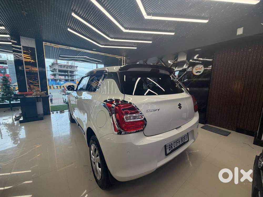 Maruti Suzuki Swift Vvt Vxi, 2021, Petrol