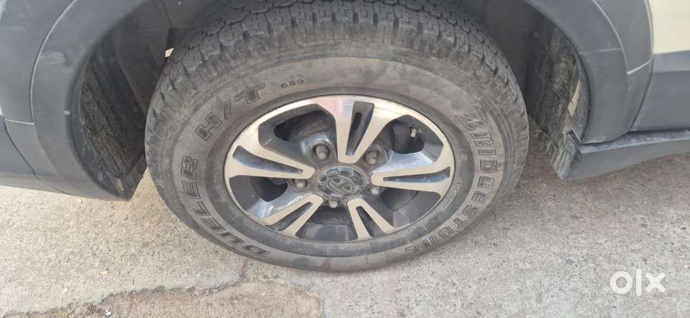 Tata Hexa 2.2 Xe 4x2 7 Str, 2018, Diesel