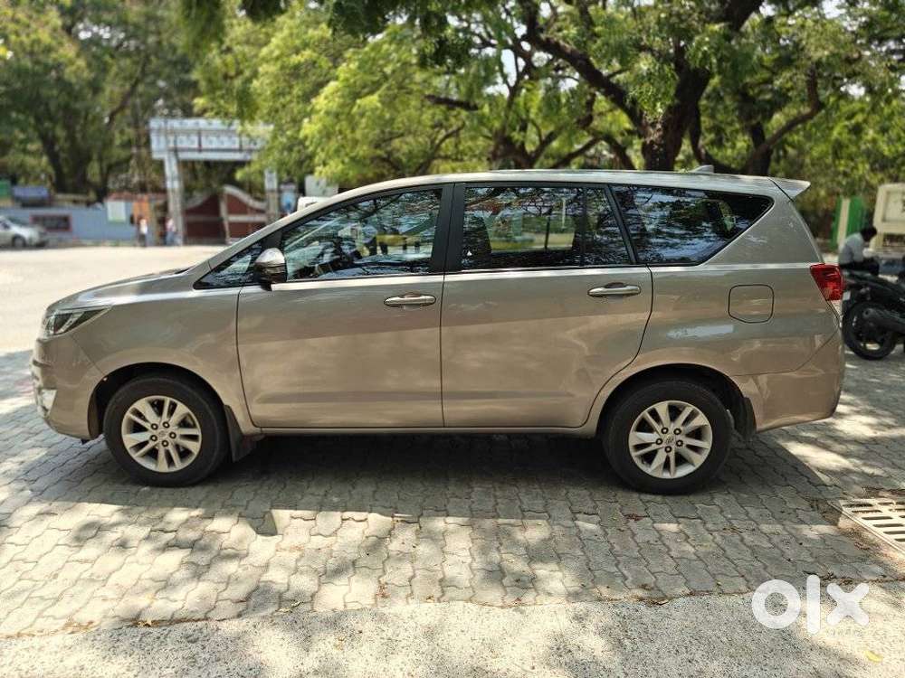 Toyota Innova Crysta 2.4 Gx Limited Edition 7 Str, 2023, Diesel