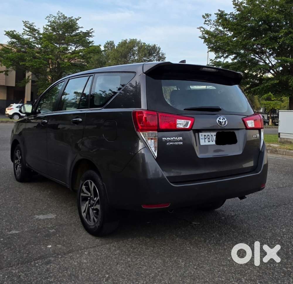 Toyota Innova Crysta 2.4 Gx Limited Edition At 7 Str, 2021, Diesel