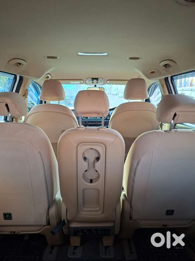 Kia Carnival Premium, 2021, Diesel