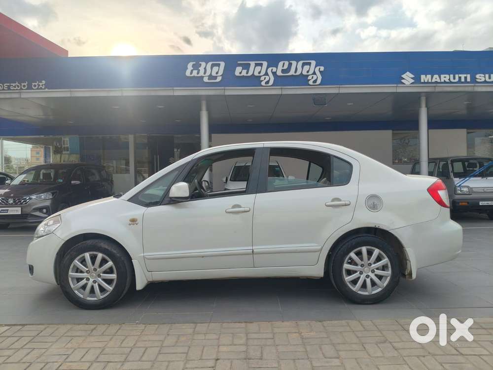 Maruti Suzuki Sx4 Zxi At Leather, 2010, Petrol