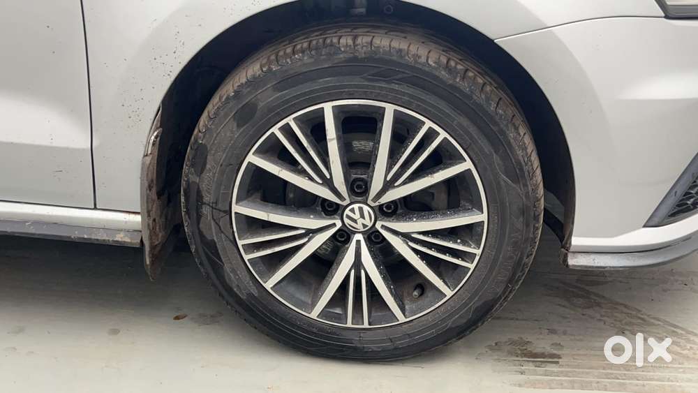 Volkswagen Vento Petrol Highline At, 2021, Petrol
