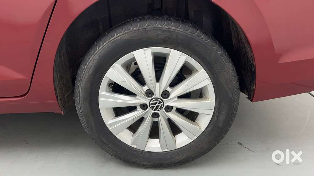 Volkswagen Virtus Highline Plus 1.0 Tsi At, 2023, Petrol