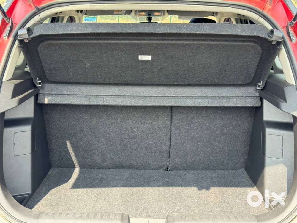 Maruti Suzuki Vitara Brezza 1.5 Zxi At, 2023, Petrol