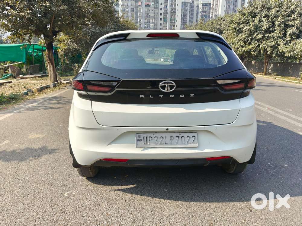 Tata Altroz 1.2 Xe, 2020, Petrol