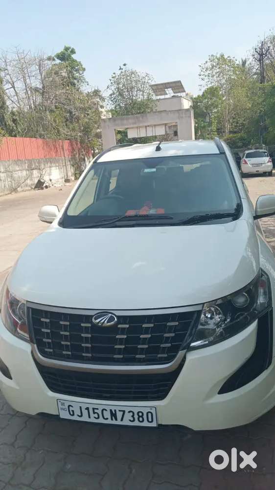 Mahindra Xuv500
(2019 December)  
Diesel 
Original Condition