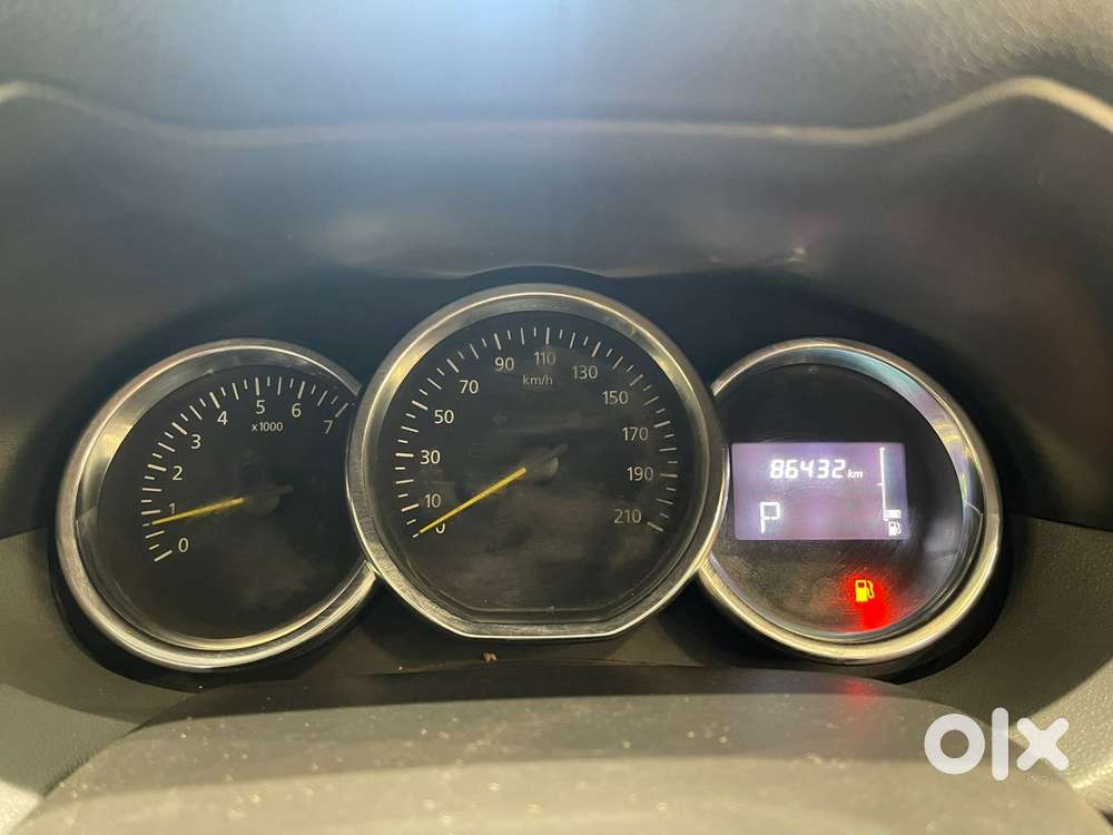Renault Duster 1.3 Rxs Turbo Cvt Petrol, 2017, Petrol