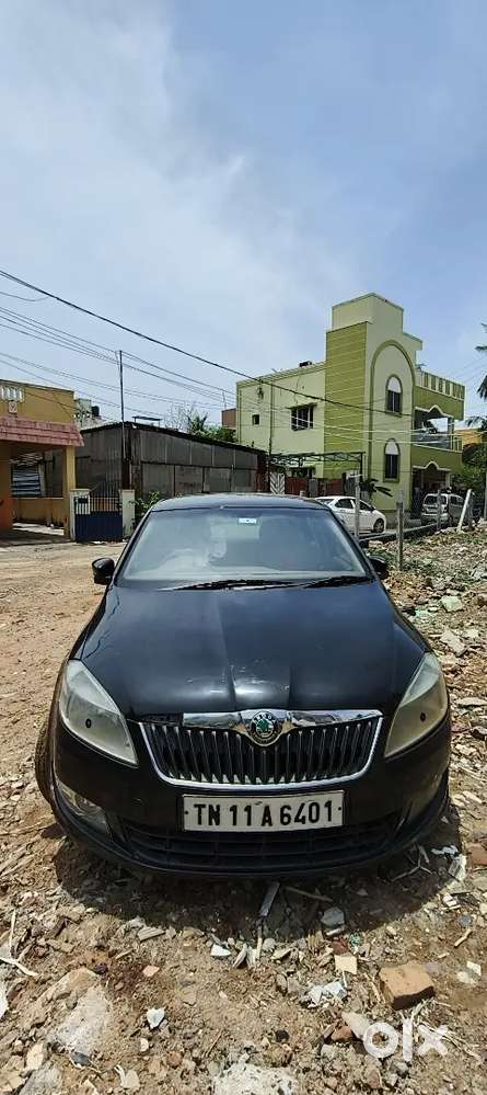 Skoda Rapid 1.0 Tsi 2012