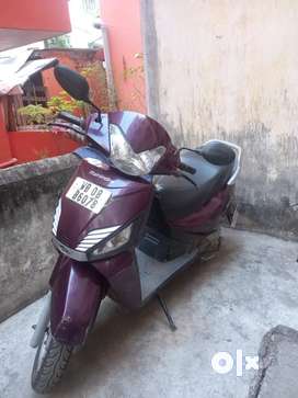 Scooty Second Hand Scooty for sale in Kolkata Used Scooters in