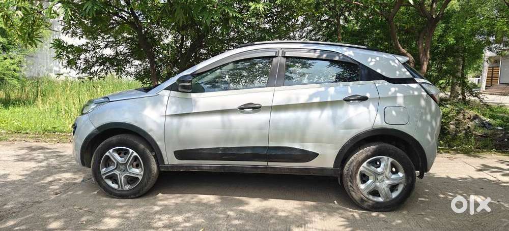Tata Nexon 1.5 Revotorq Xt, 2018, Diesel