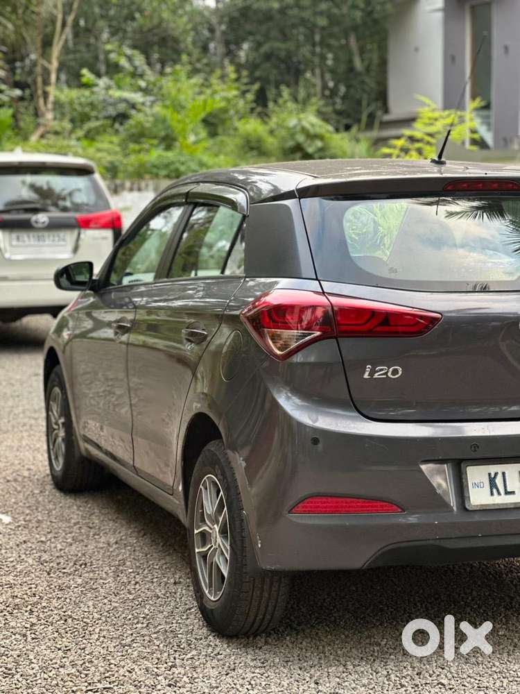Hyundai Elite I20 Sportz (o) 1.2, 2015, Petrol