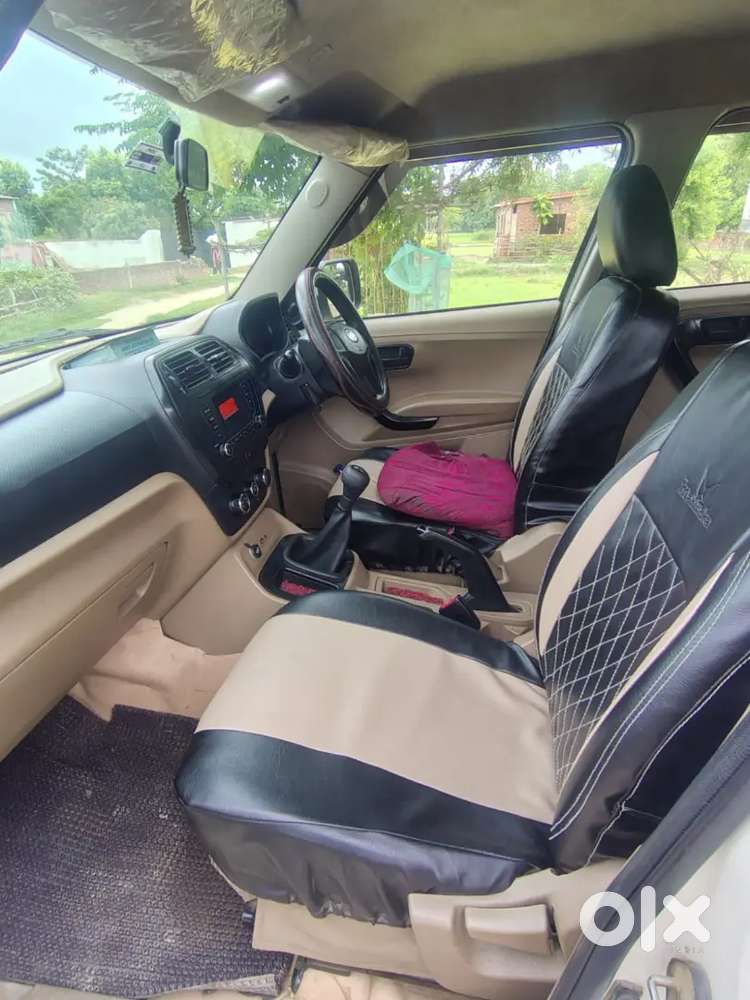 Mahindra Tuv 300 2018 Variant