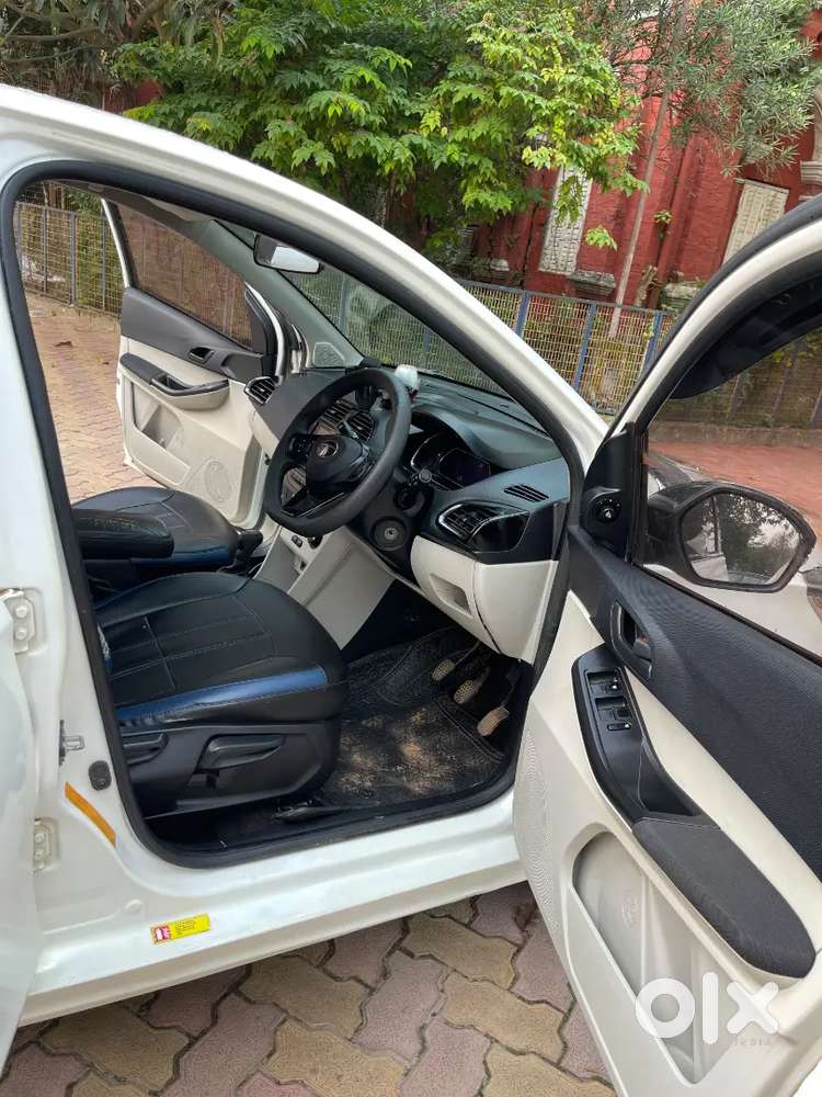 Tata Tigor I_cng Top Model Emi 15,900/-@59 Ta Full Brand New Car