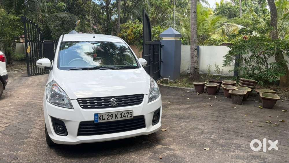 Maruti Suzuki Ertiga Zdi 2015