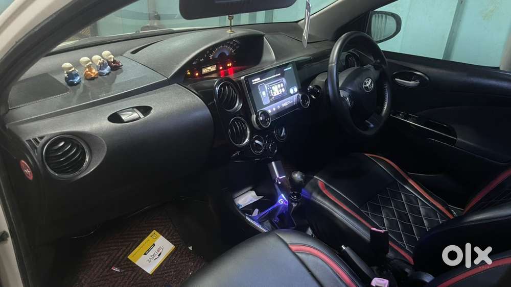 Toyota Etios Cross 2014