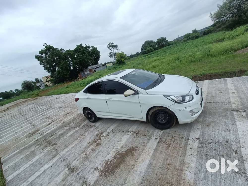 Hyundai Verna 2013
