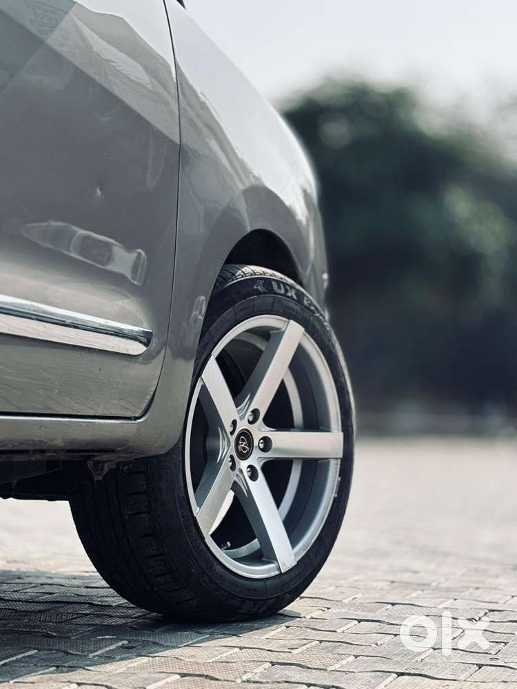 Toyota Innova Crysta 2.4 V, 2017, Diesel