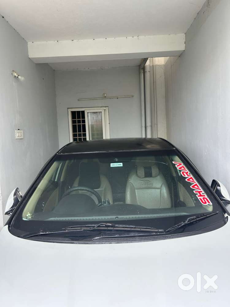 Hyundai Fluidic Verna 2012