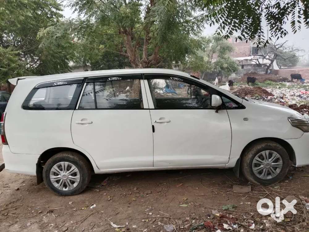 Toyota Innova 2012 Diesel 153300 Km Driven