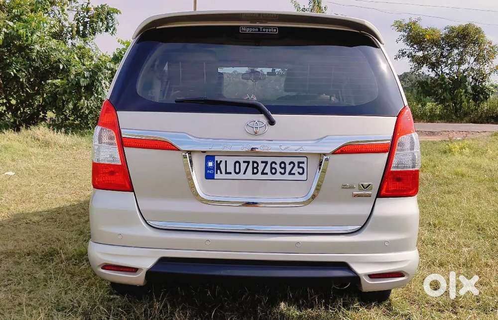 Toyota Innova Diesel 2014