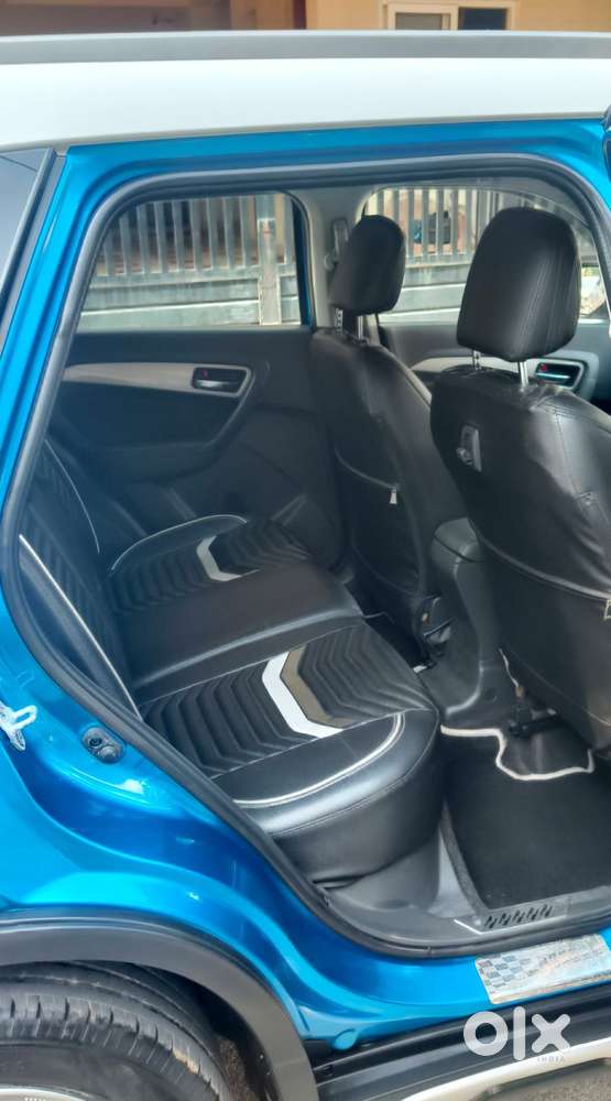 Maruti Suzuki Brezza Zdi+ Dual Tone, 2017, Diesel