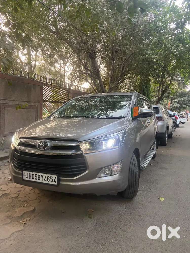 Toyota Innova Crysta 2017 Diesel 35000 Km Driven