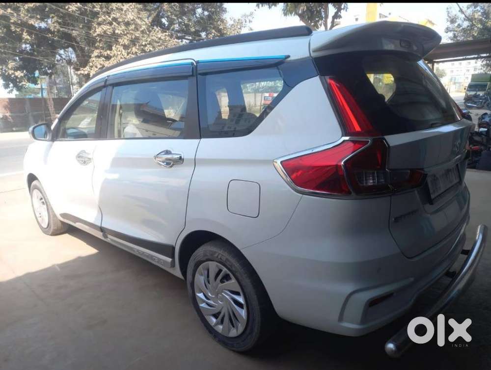 Maruti Suzuki Ertiga 2022-2023  Vxi, 2022, Cng & Hybrids