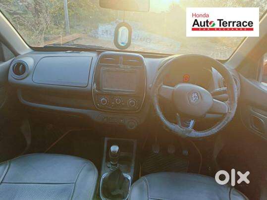 Renault Kwid 1.0 Rxt 02 Anniversary Edition, 2017, Petrol