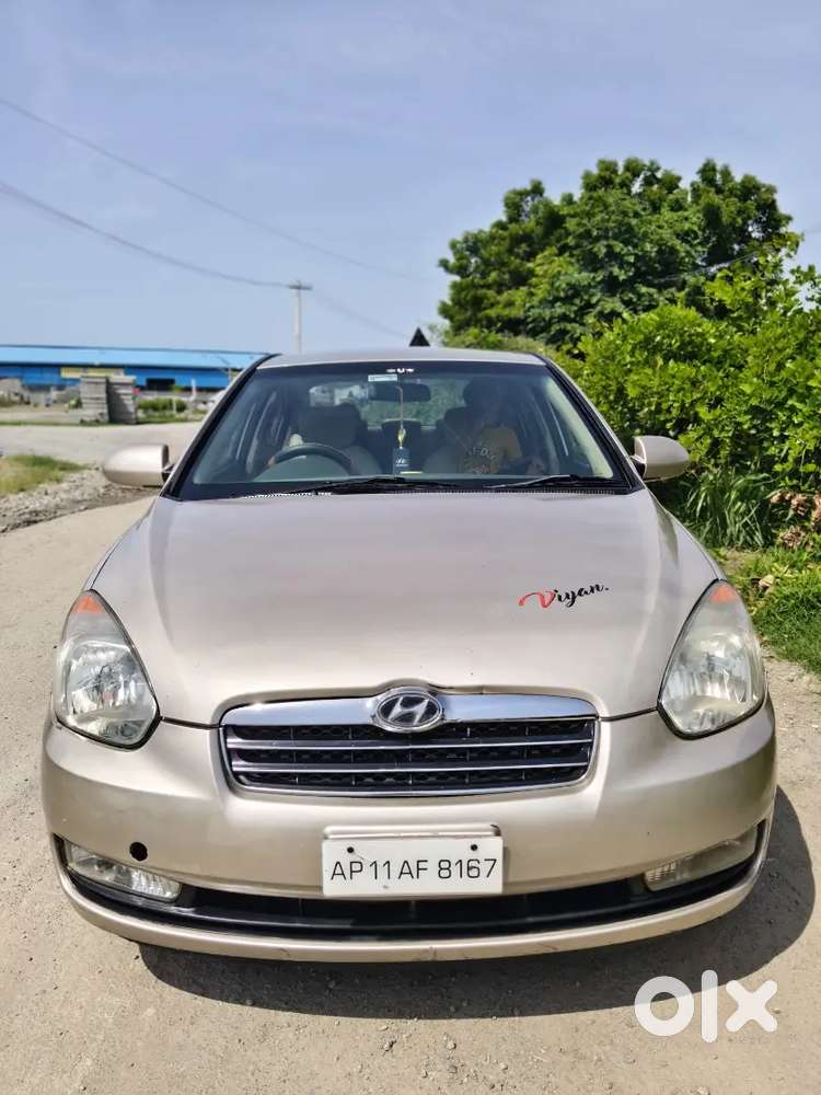 Hyundai Verna Crdi 2009