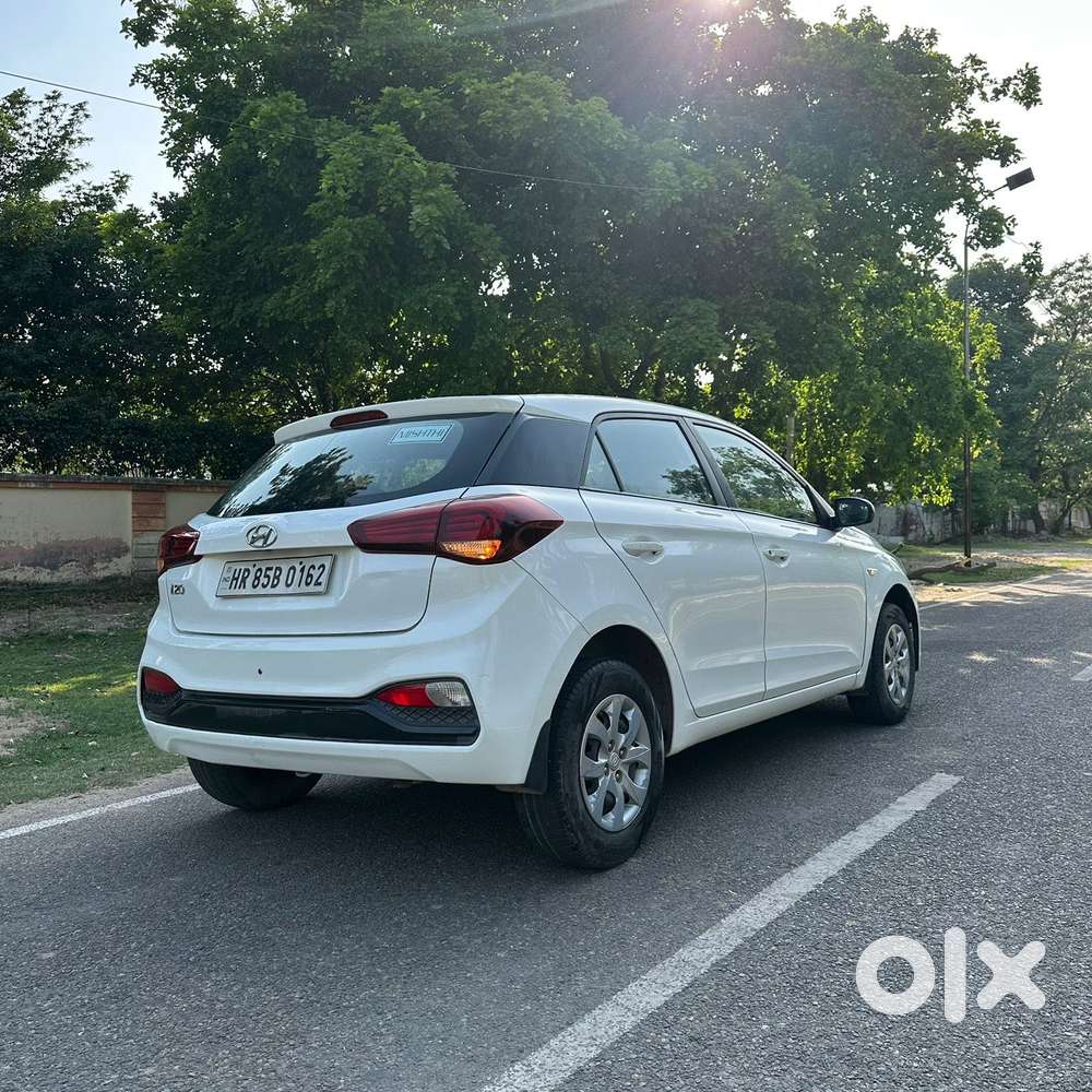 Hyundai I20 Sportz 1.2 Bs-iv, 2018, Petrol