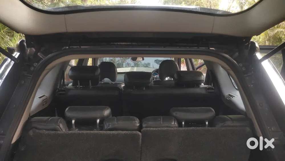 Mahindra Xuv500 W112019