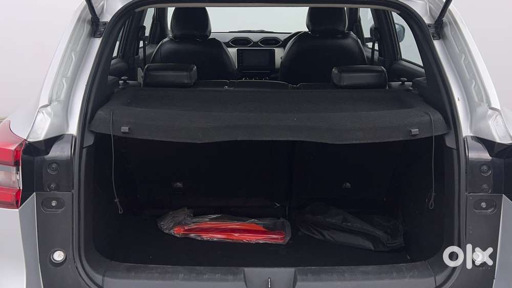 Nissan Magnite 1.0 Xv, 2023, Petrol