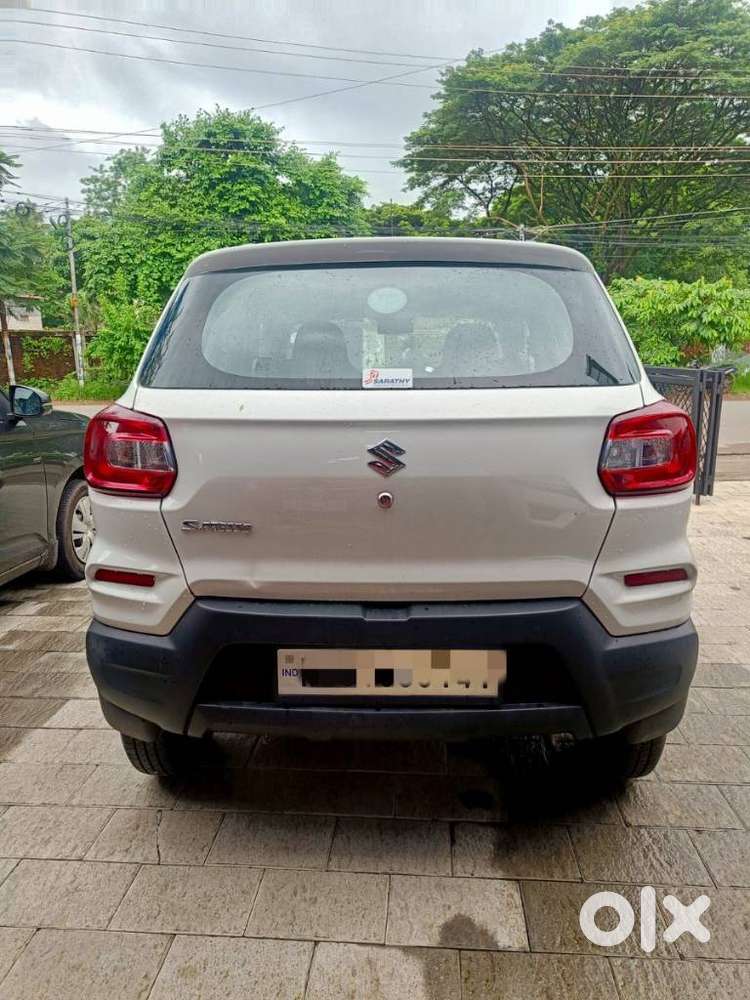 Maruti Suzuki S-presso Vxi Plus, 2022, Petrol