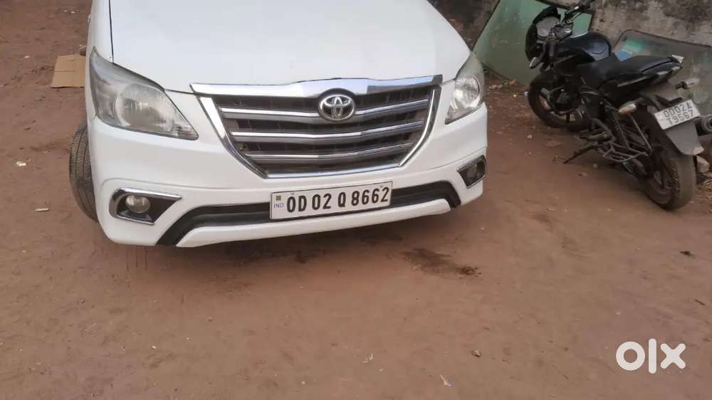 Toyota Innova 2014 Diesel Well Maintained