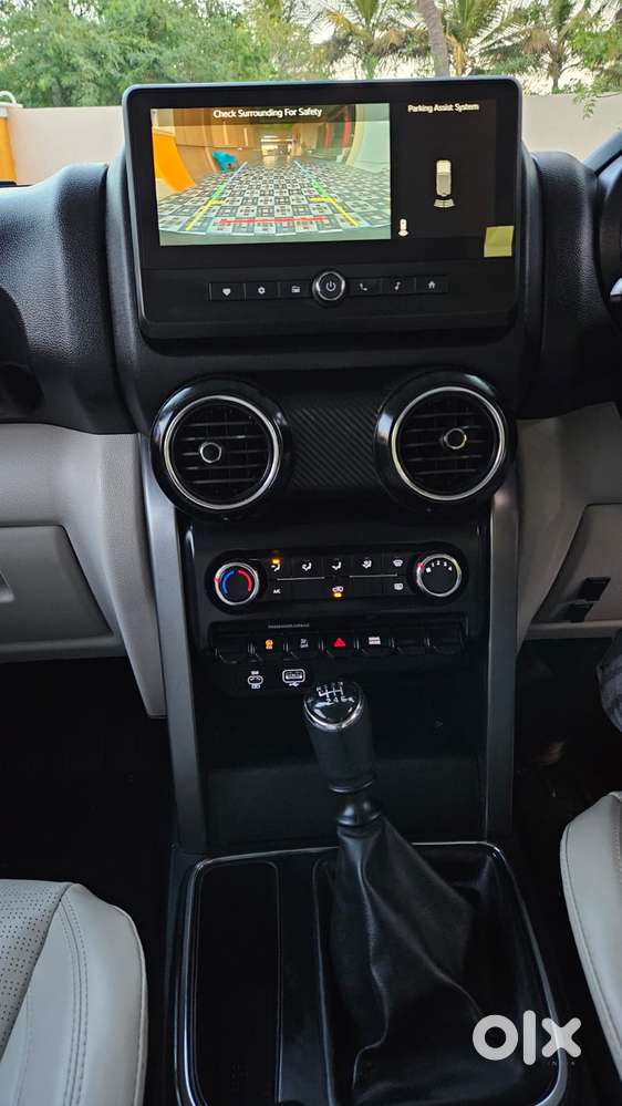 Mahindra Thar Roxx Ax7 L Diesel Mt 2wd, 2026, Diesel