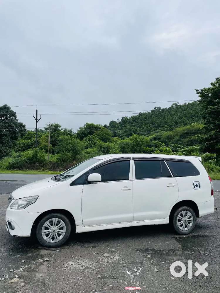 Toyota Innova 2012 Petrol Manual