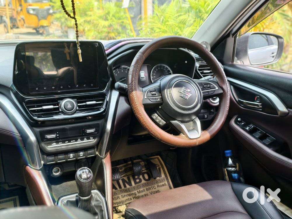 Maruti Suzuki Grand Vitara 1.5 Alpha Smart Hybrid Allgrip, 2025, Cng..