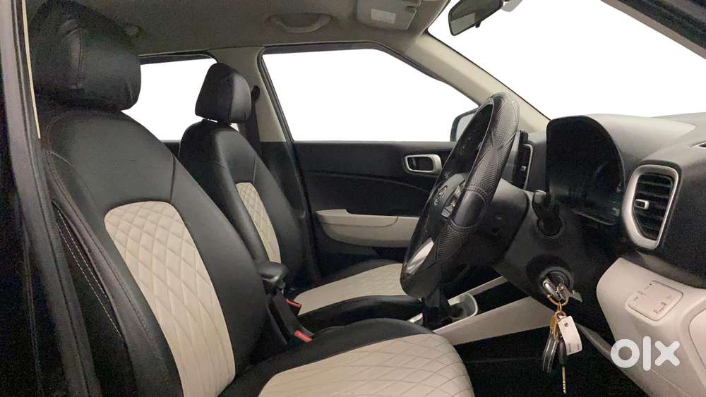 Hyundai Venue 1.2 S (o), 2023, Petrol